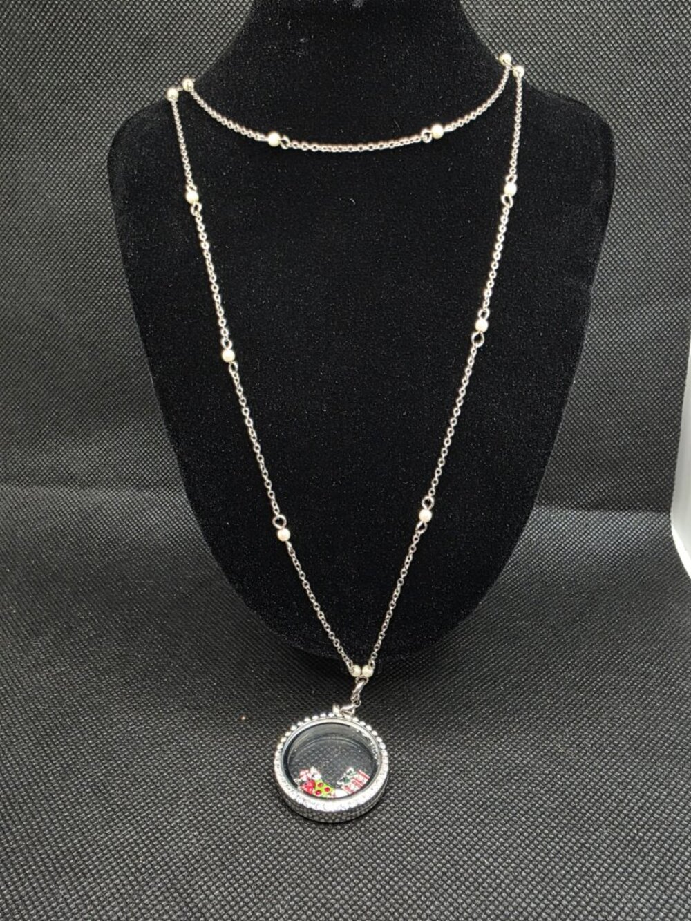 South Hill Designs Layered Floating Charm Locket Necklace Festive Holiday 28"